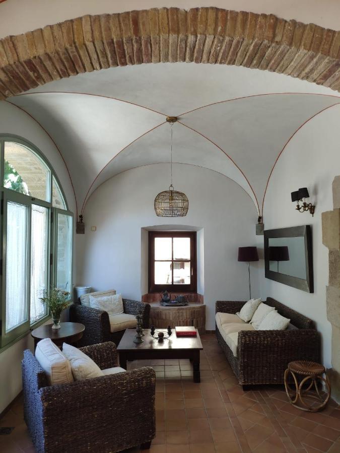 El Palauet De Monells - Adults Only Hotel ภายนอก รูปภาพ