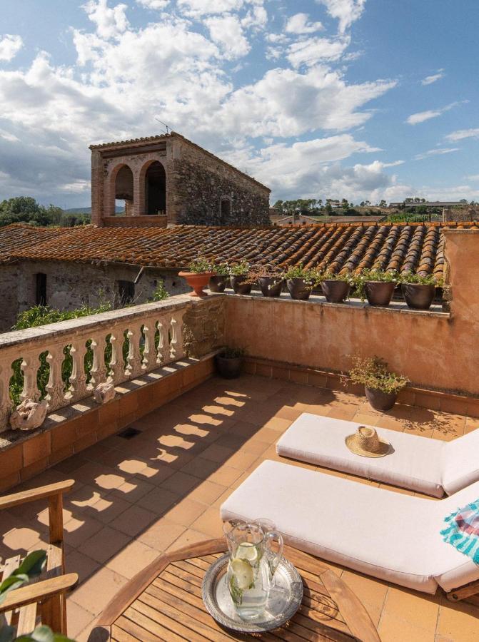 El Palauet De Monells - Adults Only Hotel ภายนอก รูปภาพ