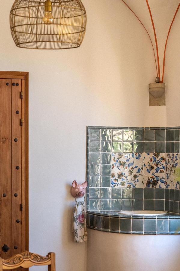 El Palauet De Monells - Adults Only Hotel ภายนอก รูปภาพ