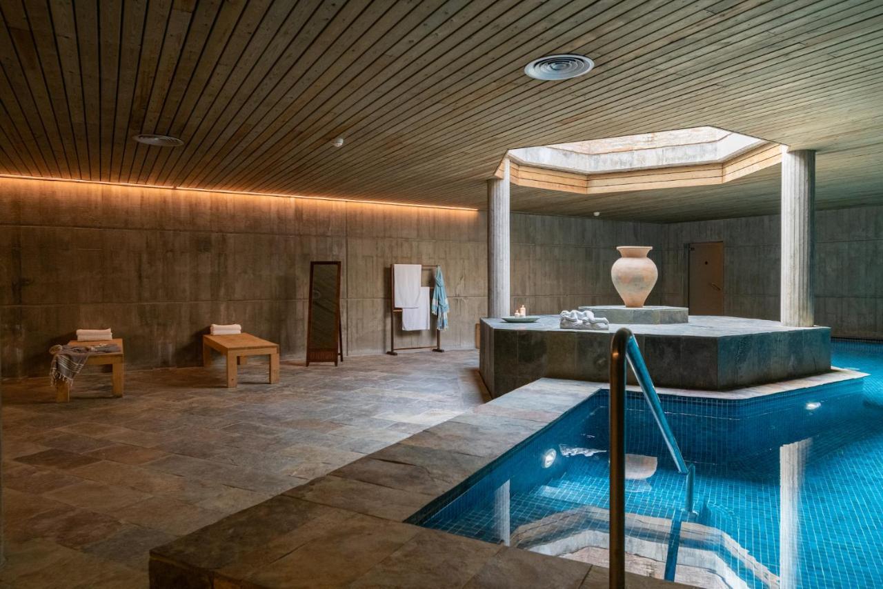 El Palauet De Monells - Adults Only Hotel ภายนอก รูปภาพ
